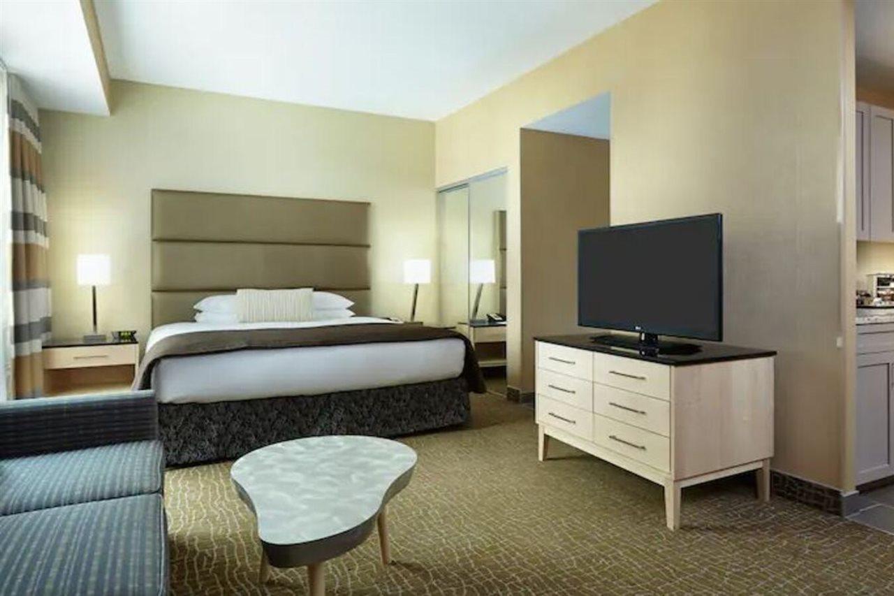 Doubletree By Hilton Hotel Philadelphia Center City Bagian luar foto