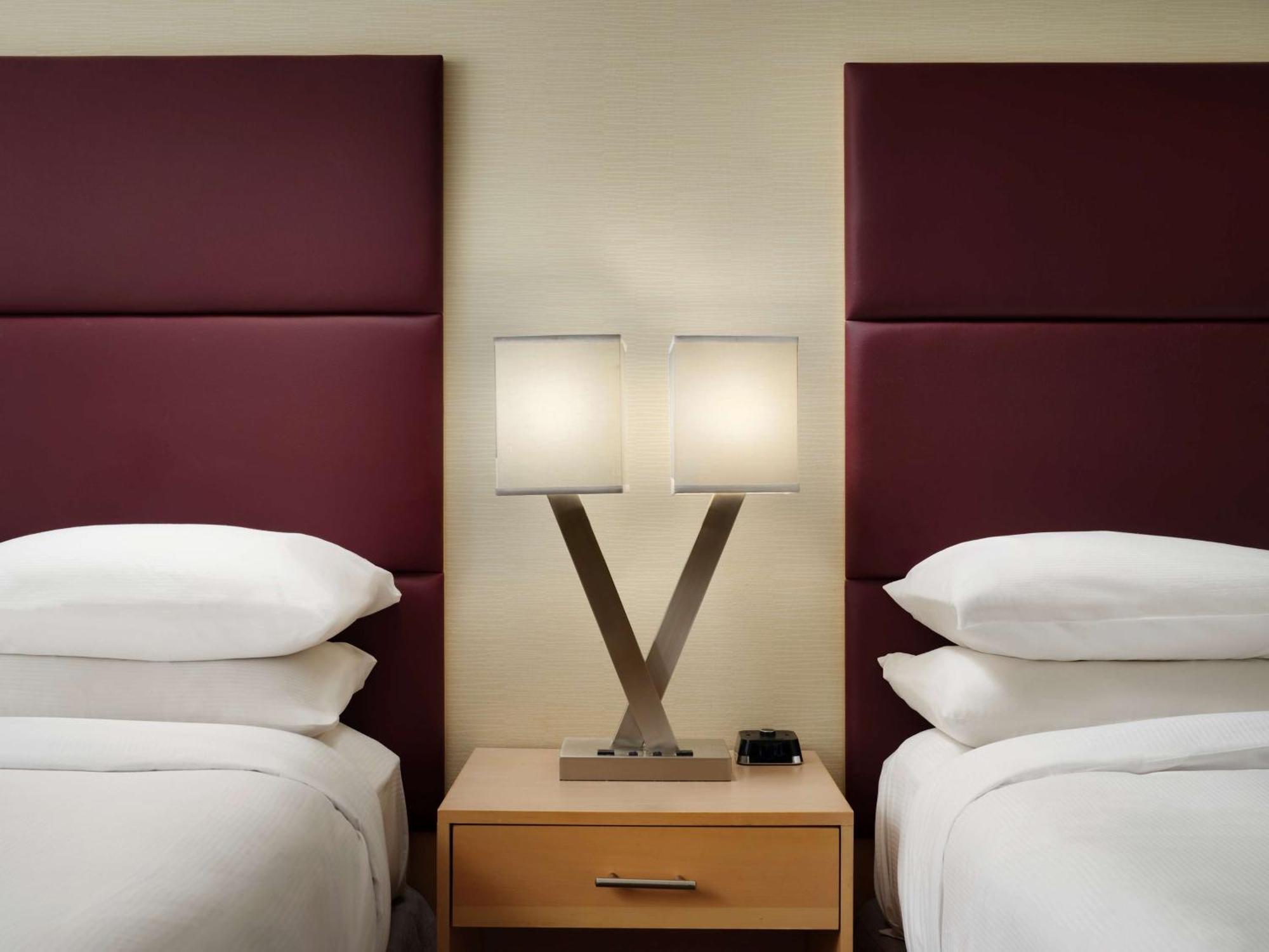 Doubletree By Hilton Hotel Philadelphia Center City Bagian luar foto