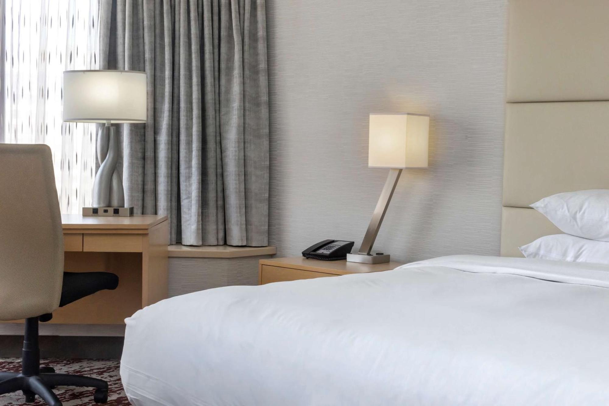 Doubletree By Hilton Hotel Philadelphia Center City Bagian luar foto