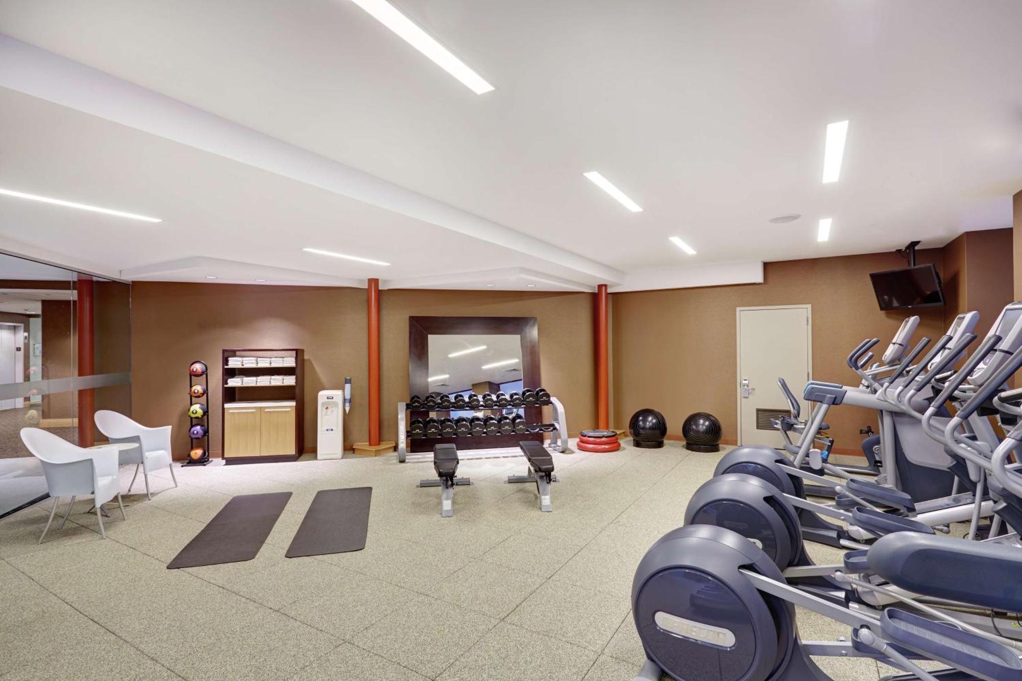 Doubletree By Hilton Hotel Philadelphia Center City Bagian luar foto